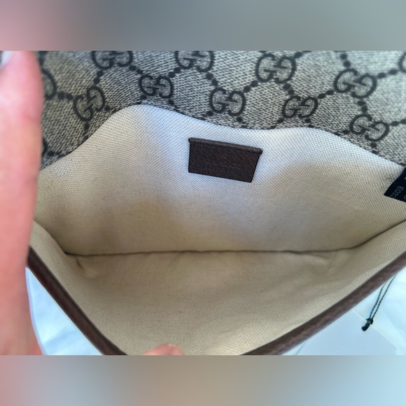 Neo Vintage GG Supreme Belt Bag - Picture 10 of 16